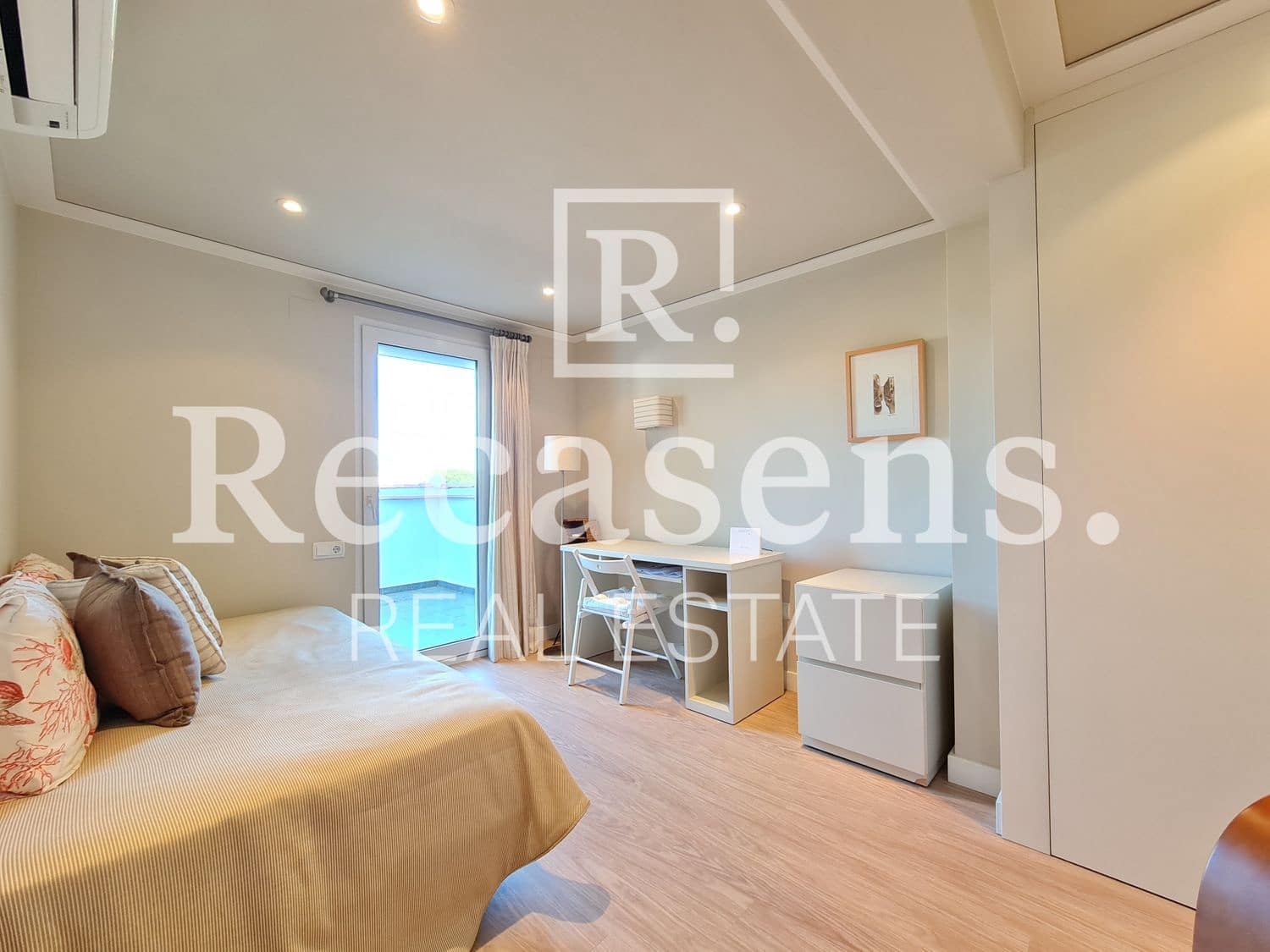 4 soveværelse Villa til salg i Almarda med swimmingpool - € 840.000 (Ref: 6065035)