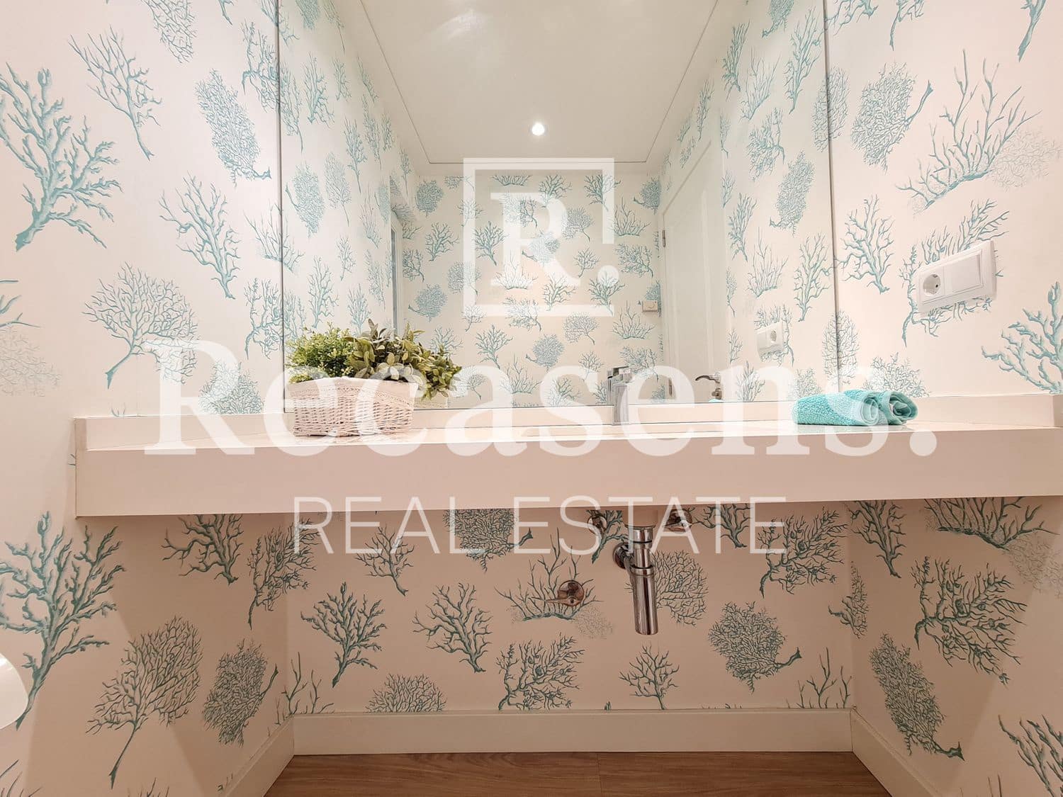 4 makuuhuone Huvila myytävänä paikassa Almarda mukana uima-altaan 
autotalli - 840 000 € (Ref: 6065035)