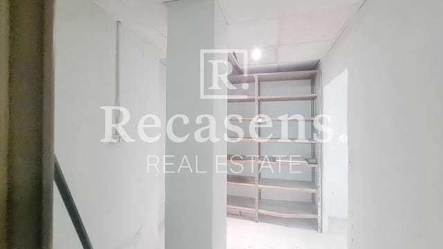 Commerciale da affittare in La Creu del Grau, Valencia città - 1.000 € (Rif: 6370348)