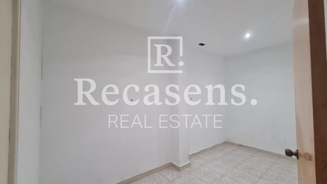 Business for rent in La Creu del Grau, Valencia city - € 1,100 (Ref: 6370348)