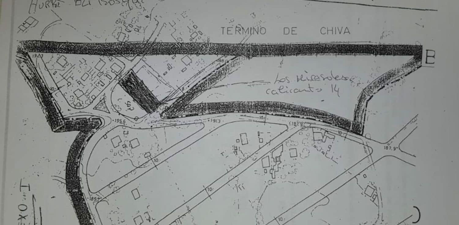 Grunde uden byggetilladelser til salg i Godelleta - € 50.000 (Ref: 7291891)