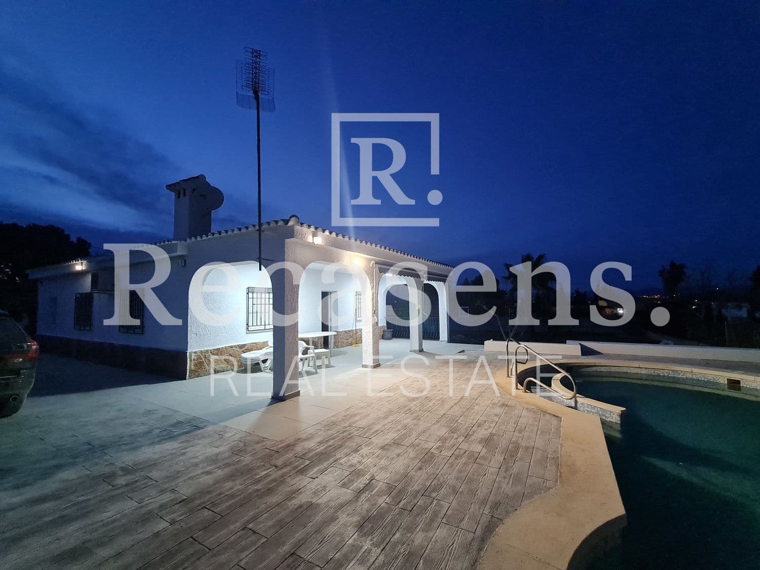 3 soveværelse Villa til leje i Vilamarxant / Villamarchante med swimmingpool garage - € 1.600 (Ref: 7521670)