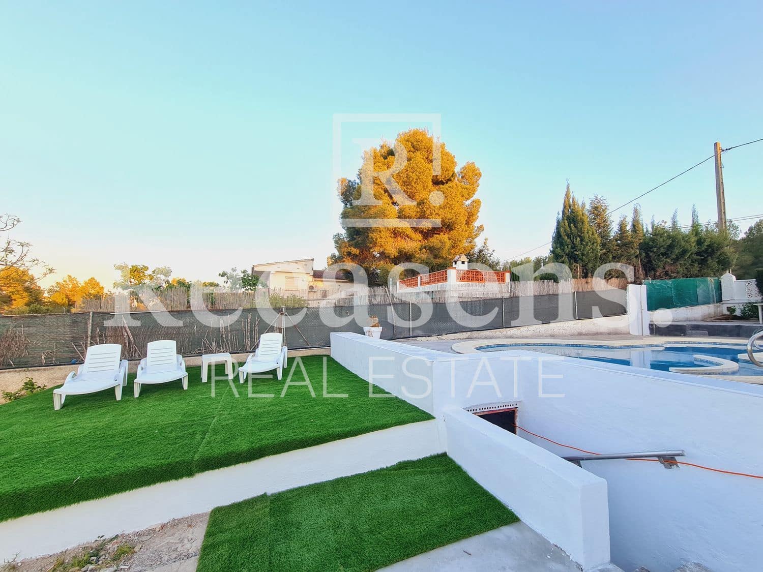 3 soveværelse Villa til leje i Vilamarxant / Villamarchante med swimmingpool garage - € 1.600 (Ref: 7521670)