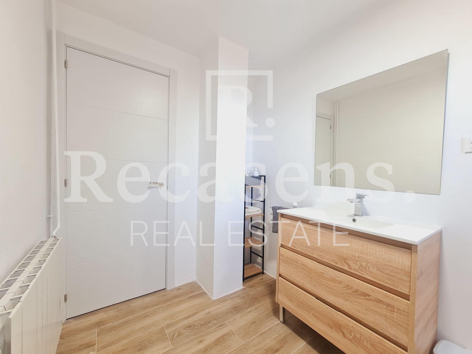 3 soveværelse Villa til leje i Vilamarxant / Villamarchante med swimmingpool garage - € 1.600 (Ref: 7521670)