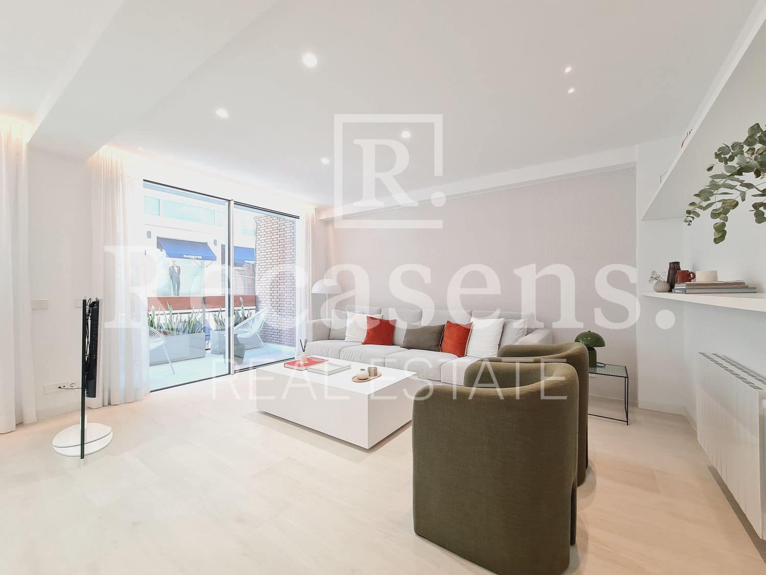 3 makuuhuone Huoneisto vuokrattavana paikassa Valencia kaupunki mukana 
autotalli - 3 200 € (Ref: 8553881)