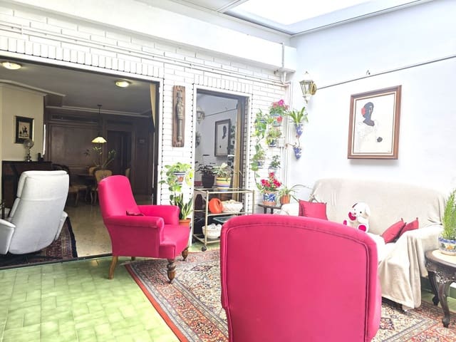 3 slaapkamer Appartement te koop in Russafa, Valencia stad - € 650.000 (Ref: 9075689)