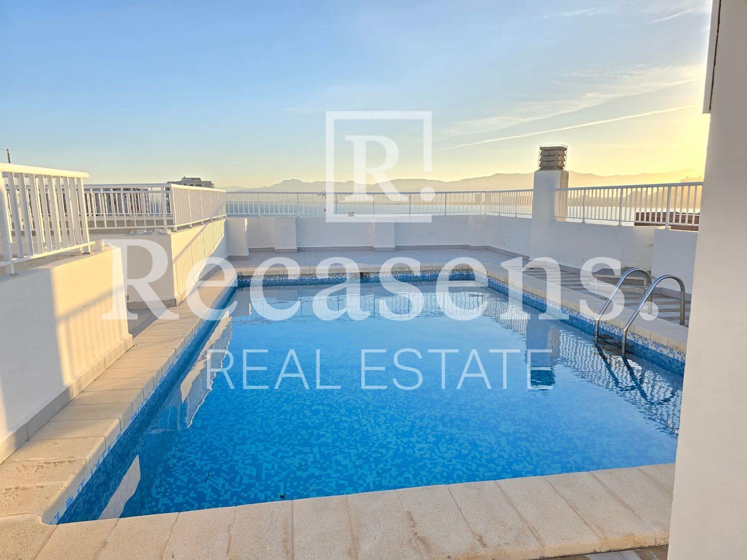 2 bedroom Apartment for rent in Cullera with pool garage - € 800 (Ref: 9254626)