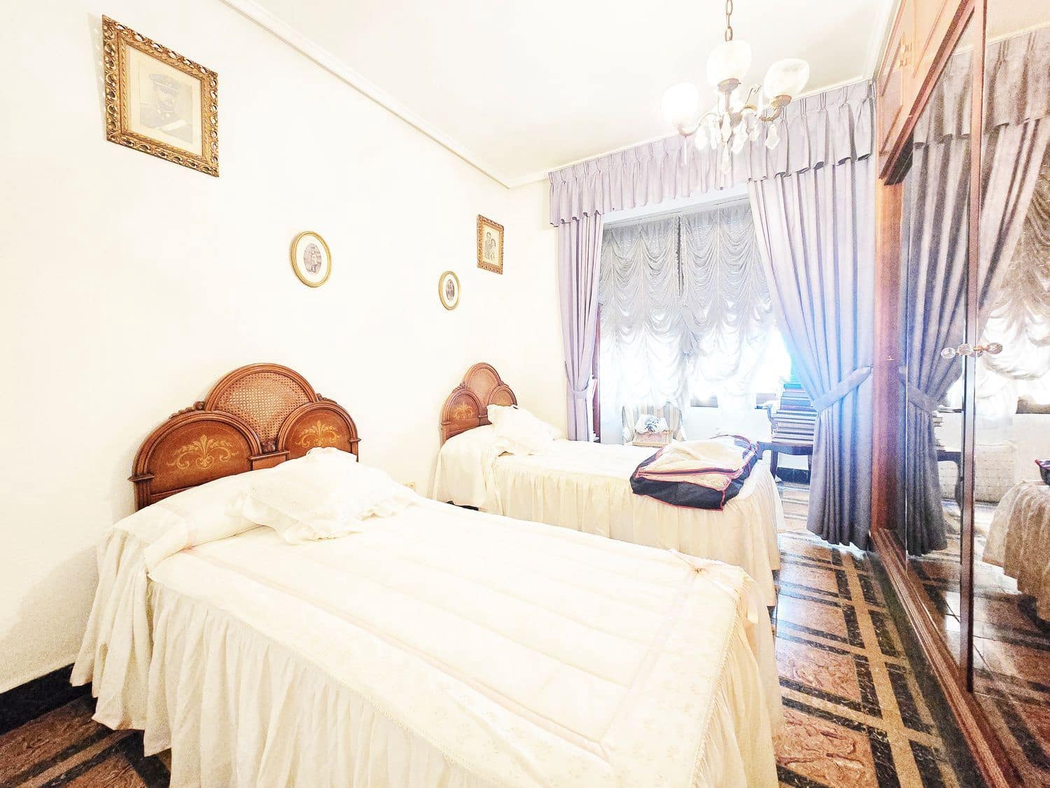 2 soveværelse Lejlighed til salg i Valencia by med garage - € 750.000 (Ref: 9508201)