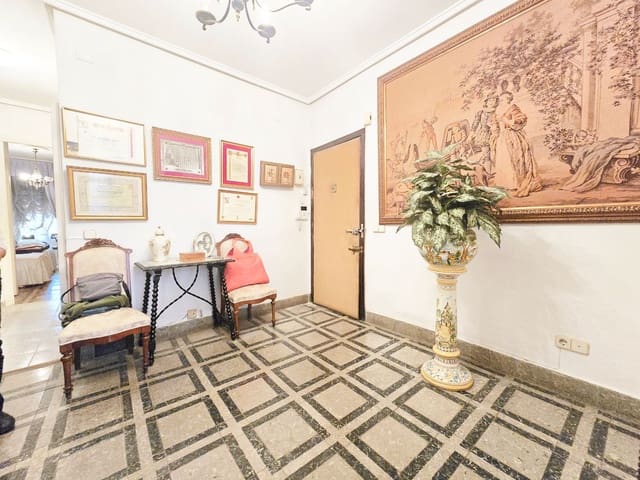 2 soveværelse Lejlighed til salg i Sant Francesc, Valencia by med garage - € 750.000 (Ref: 9508201)