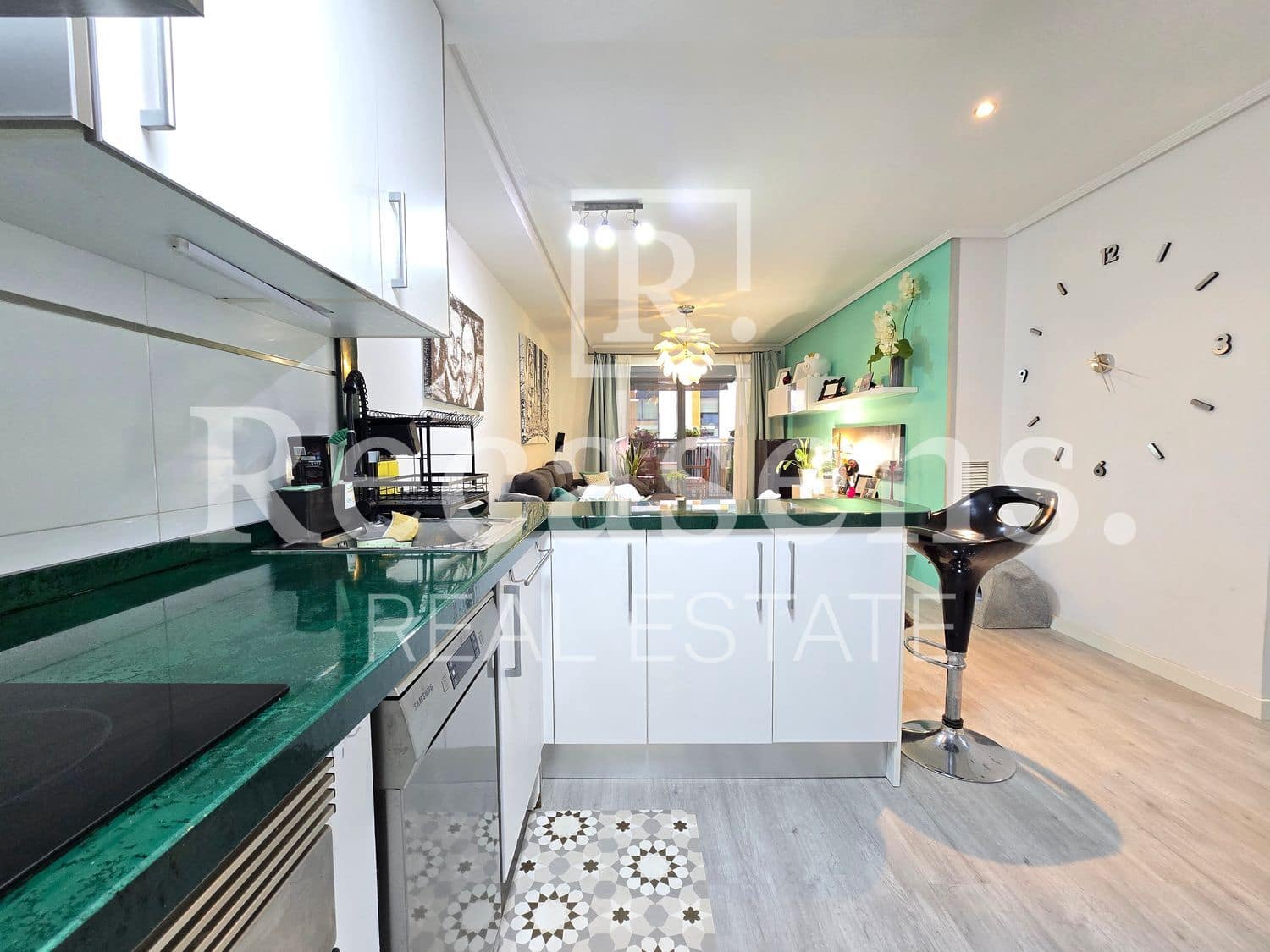 1 slaapkamer Appartement te koop in Alboraya / Alboraia met zwembad garage - € 345.000 (Ref: 9651097)