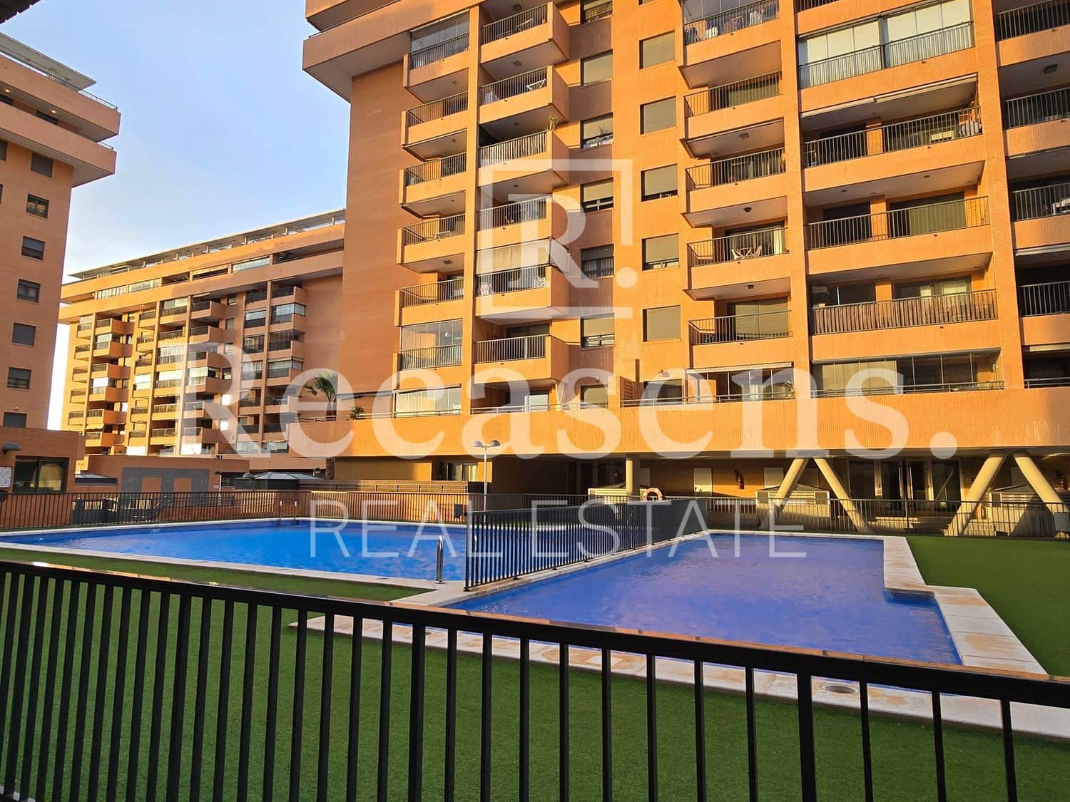 1 slaapkamer Appartement te koop in Alboraya / Alboraia met zwembad garage - € 345.000 (Ref: 9651097)