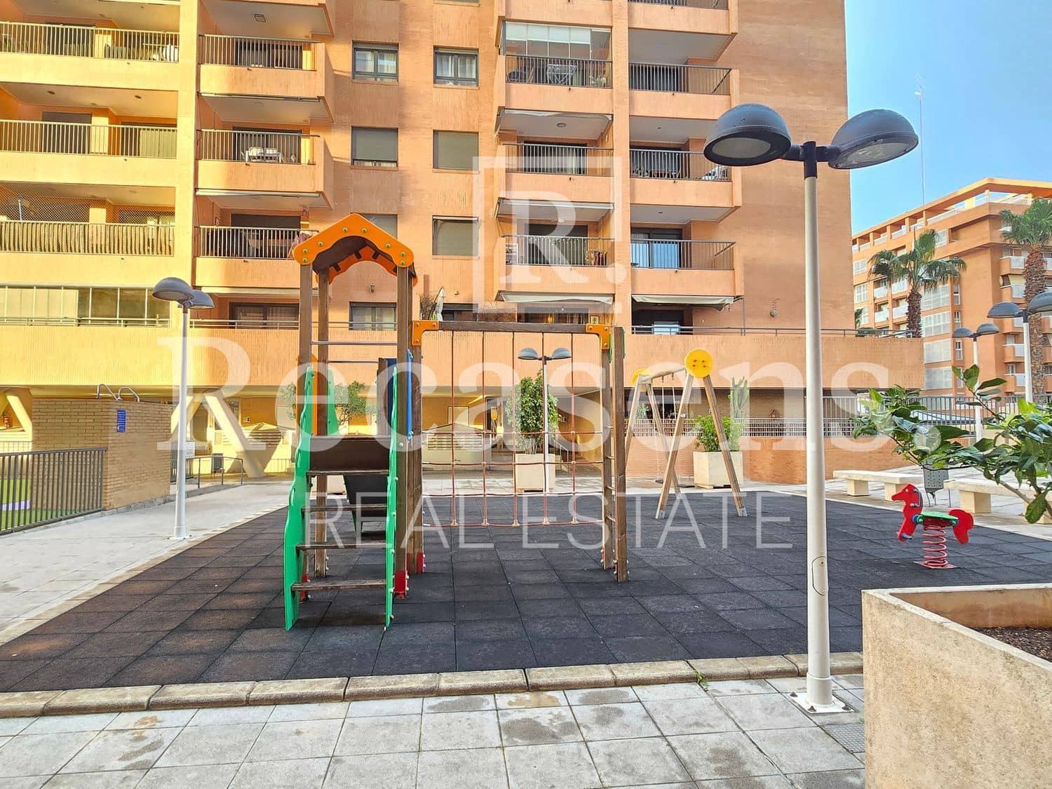 1 slaapkamer Appartement te koop in Alboraya / Alboraia met zwembad garage - € 345.000 (Ref: 9651097)