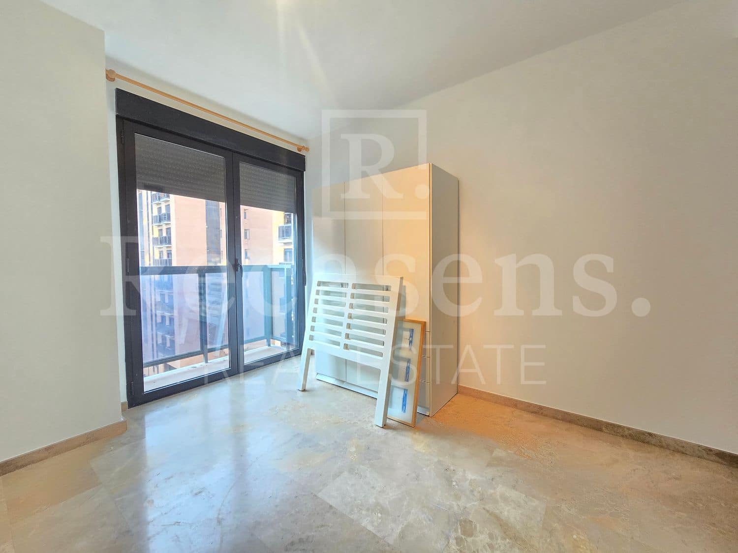 3 camera da letto Appartamento da affittare in Valencia citta con piscina garage - 2.000 € (Rif: 9719395)