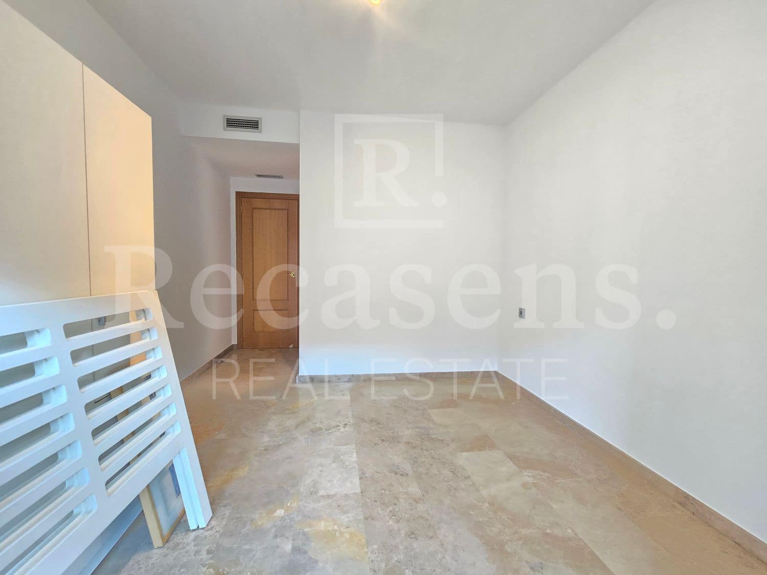 3 camera da letto Appartamento da affittare in Valencia citta con piscina garage - 2.000 € (Rif: 9719395)