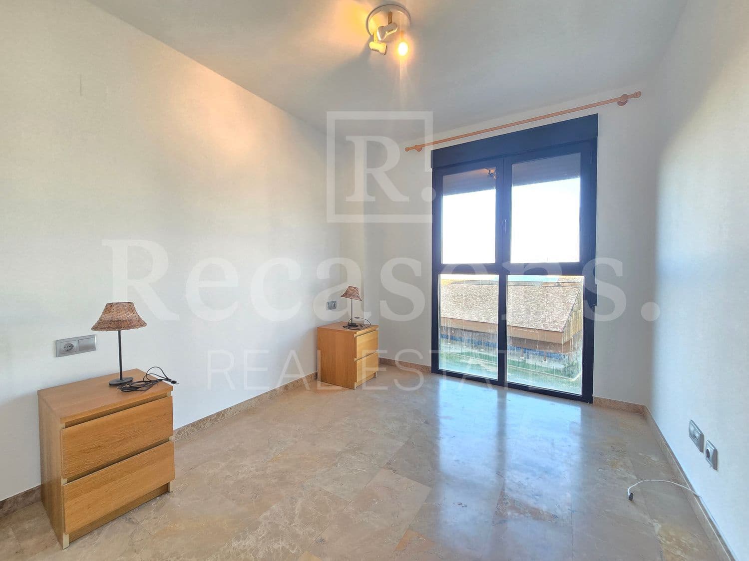 3 camera da letto Appartamento da affittare in Valencia citta con piscina garage - 2.000 € (Rif: 9719395)