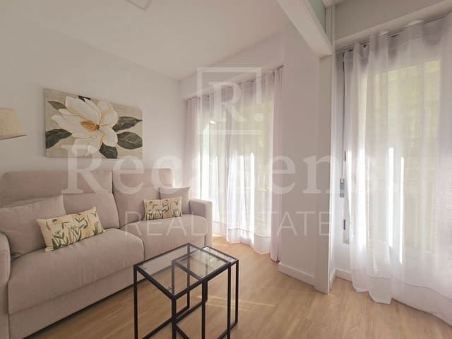 1 soveværelse Lejlighed til leje i Sant Francesc, Valencia by med garage - € 1.400 (Ref: 9884186)