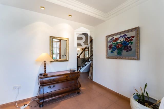 6 Zimmer Villa zu verkaufen in Picassent mit Pool Garage - 600.000 € (Ref: 9025677)