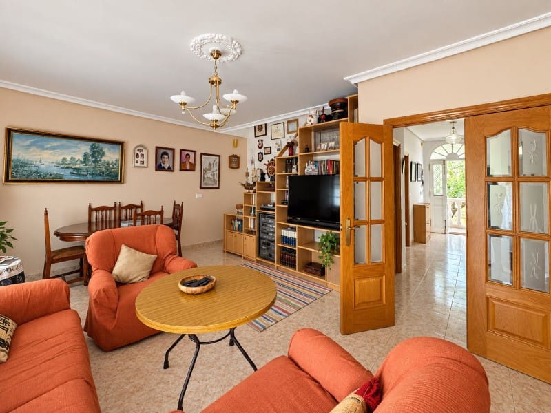 5 bedroom Villa for sale in Valencia de Alcantara - € 205,000 (Ref: 10124267)