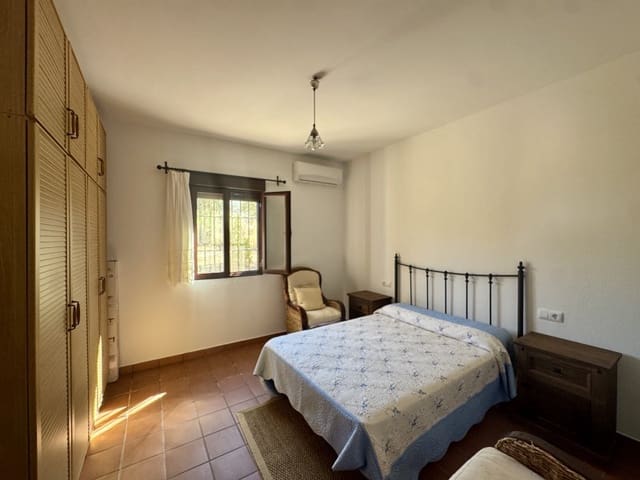 2 makuuhuone Maalaistalo myytävänä paikassa Zarza-Capilla mukana uima-altaan - 156 000 € (Ref: 10148471)