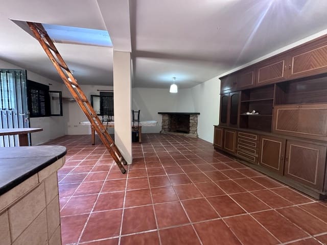 Rakentamaton maa myytävänä paikassa Valencia de Alcántara - 300 000 € (Ref: 9143881)