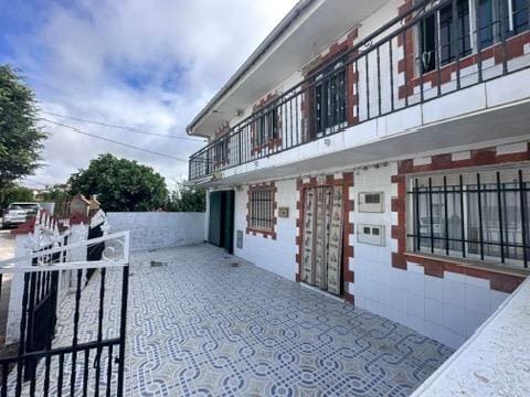 6 soveværelse Byhus til salg i Valencia de Alcántara - € 120.000 (Ref: 9160992)