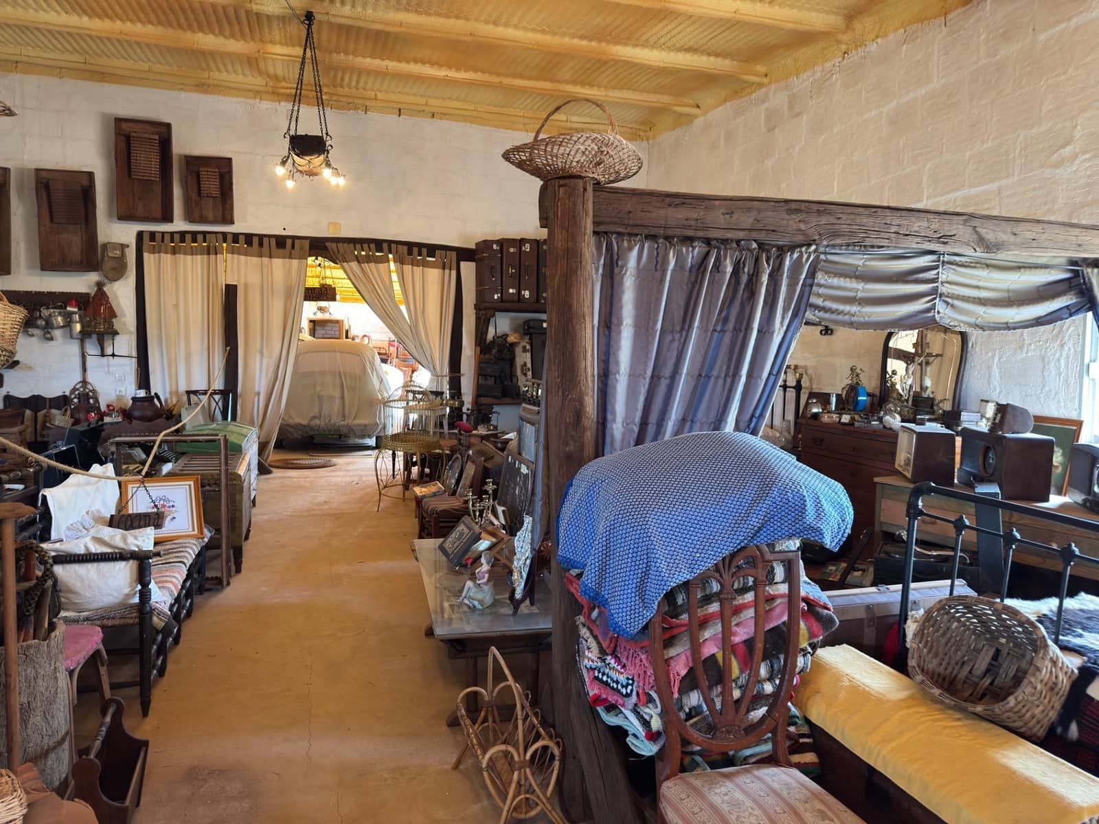 4 bedroom Finca/Country House for sale in Santiago de Alcantara with pool garage - € 195,000 (Ref: 9201890)