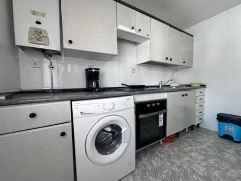 6 slaapkamer Huis te koop in Valencia de Alcantara met garage - € 120.000 (Ref: 9201893)