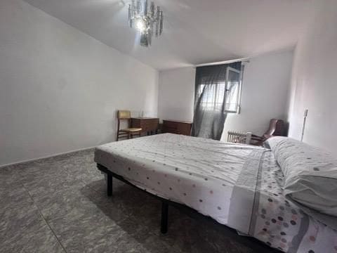 6 slaapkamer Huis te koop in Valencia de Alcantara met garage - € 120.000 (Ref: 9201893)