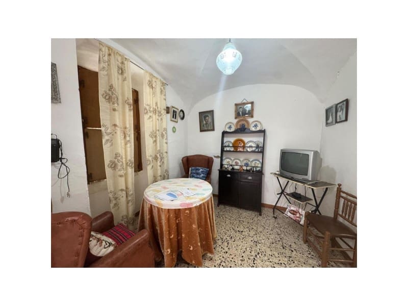 4 soverom Hus til salgs i Valencia de Alcantara - € 66 000 (Ref: 9201894)