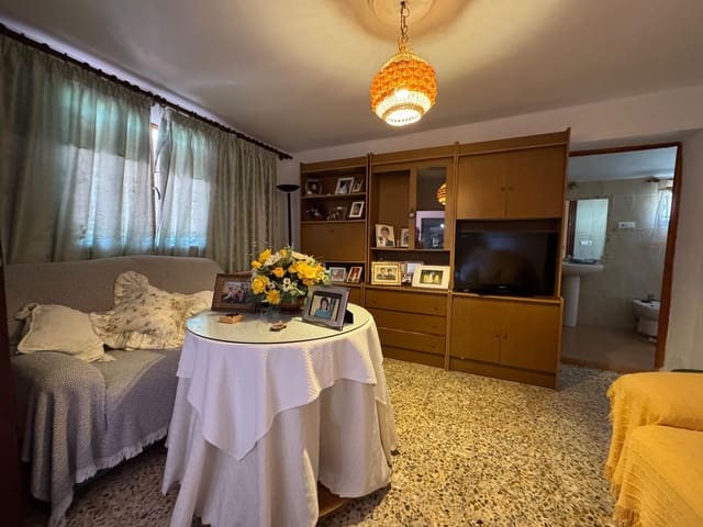 3 bedroom Finca/Country House for sale in Valencia de Alcántara with garage - € 90,000 (Ref: 9201897)