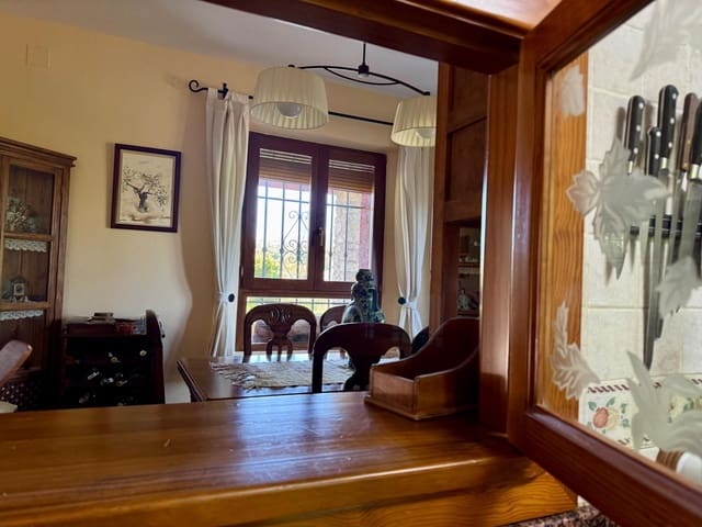 5 sovrum Finca/Hus på landet till salu i Valencia de Alcántara med pool garage - 460 000 € (Ref: 9201899)