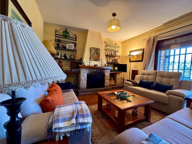 5 sovrum Finca/Hus på landet till salu i Valencia de Alcántara med pool garage - 460 000 € (Ref: 9201899)