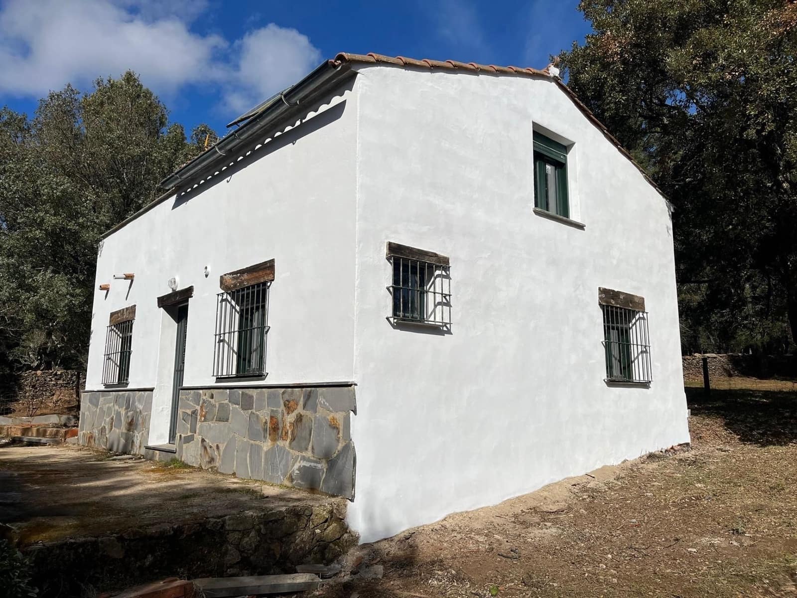 Finca/Country House for sale in Valencia de Alcantara with garage - € 279,000 (Ref: 9201901)