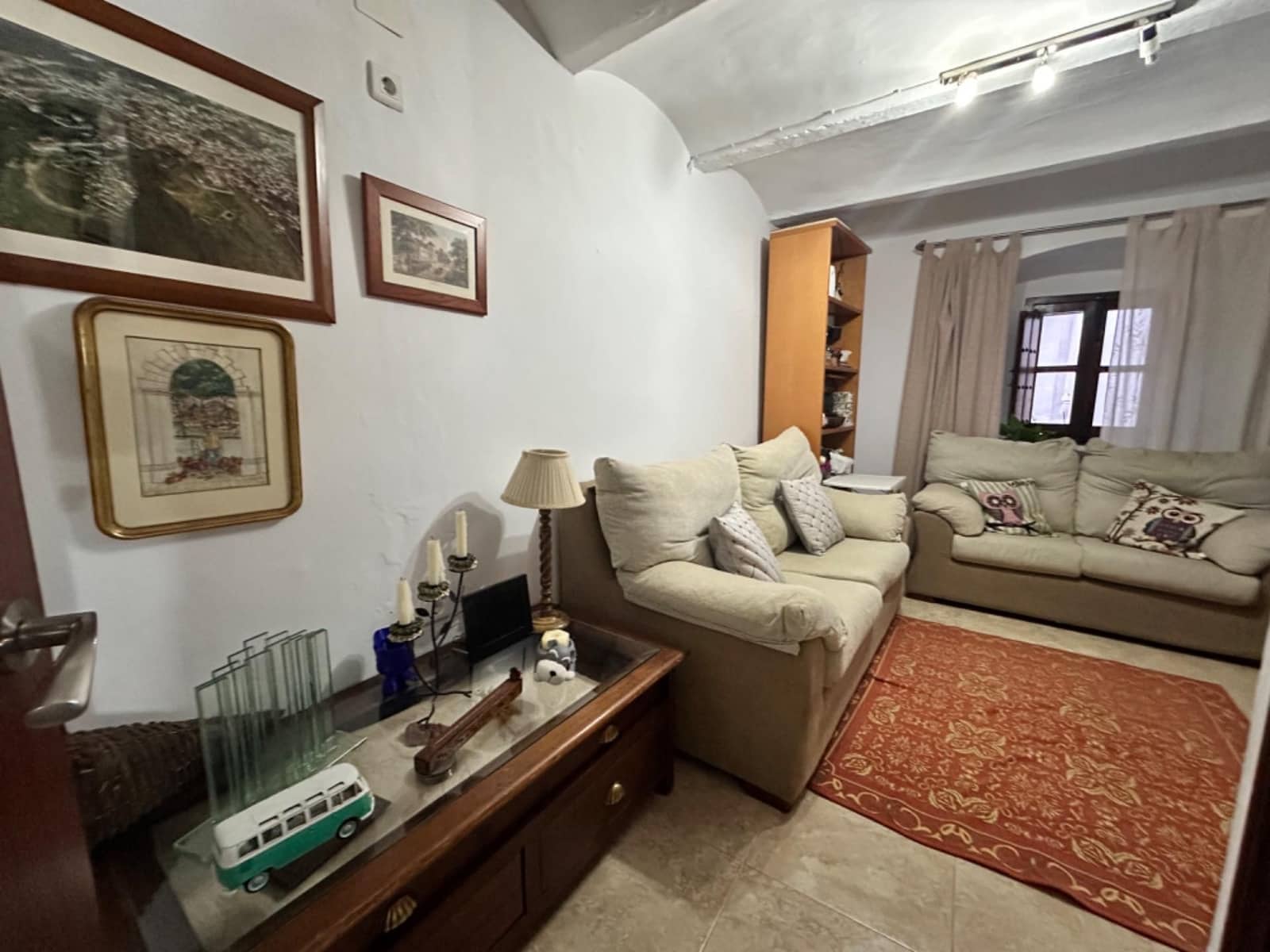 4 slaapkamer Huis te koop in Alburquerque met garage - € 75.000 (Ref: 9201907)