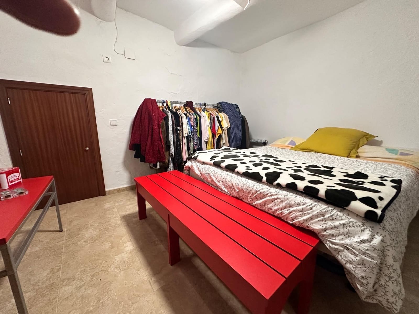 4 slaapkamer Huis te koop in Alburquerque met garage - € 75.000 (Ref: 9201907)