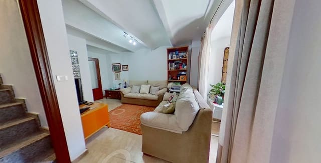 4 slaapkamer Huis te koop in Alburquerque met garage - € 62.000 (Ref: 9201907)