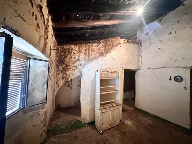 Chalet de 4 habitaciones en San Vicente de Alcántara en venta con garaje - 10.000 € (Ref: 9201908)