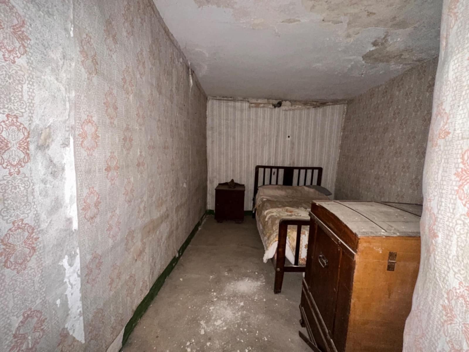 4 makuuhuone Huvila myytävänä paikassa San Vicente de Alcantara mukana 
autotalli - 10 000 € (Ref: 9201908)