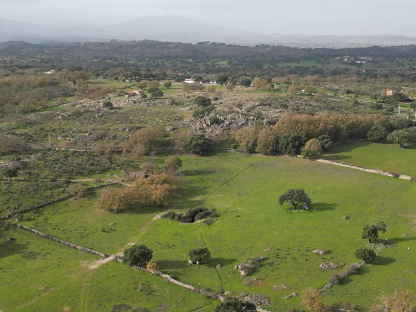 Finca/Landehus til salg i Valencia de Alcantara med garage - € 160.000 (Ref: 9201913)