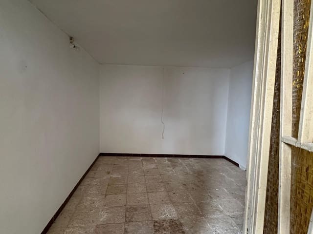 2 soverom Villa til salgs i San Vicente de Alcántara med garasje - € 19 000 (Ref: 9201914)