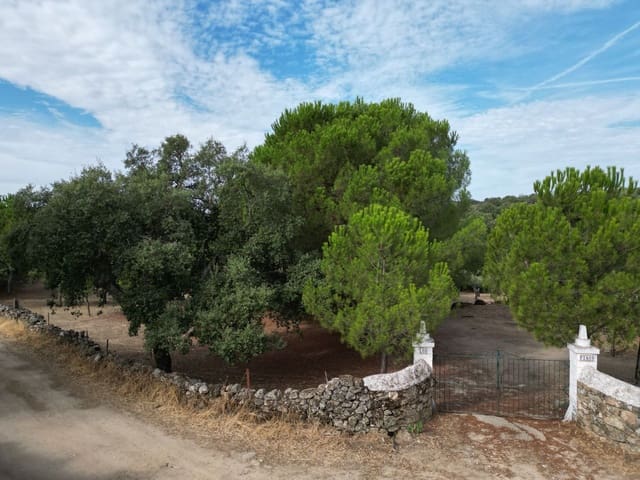 3 bedroom Finca/Country House for sale in San Vicente de Alcántara - € 98,000 (Ref: 9219712)