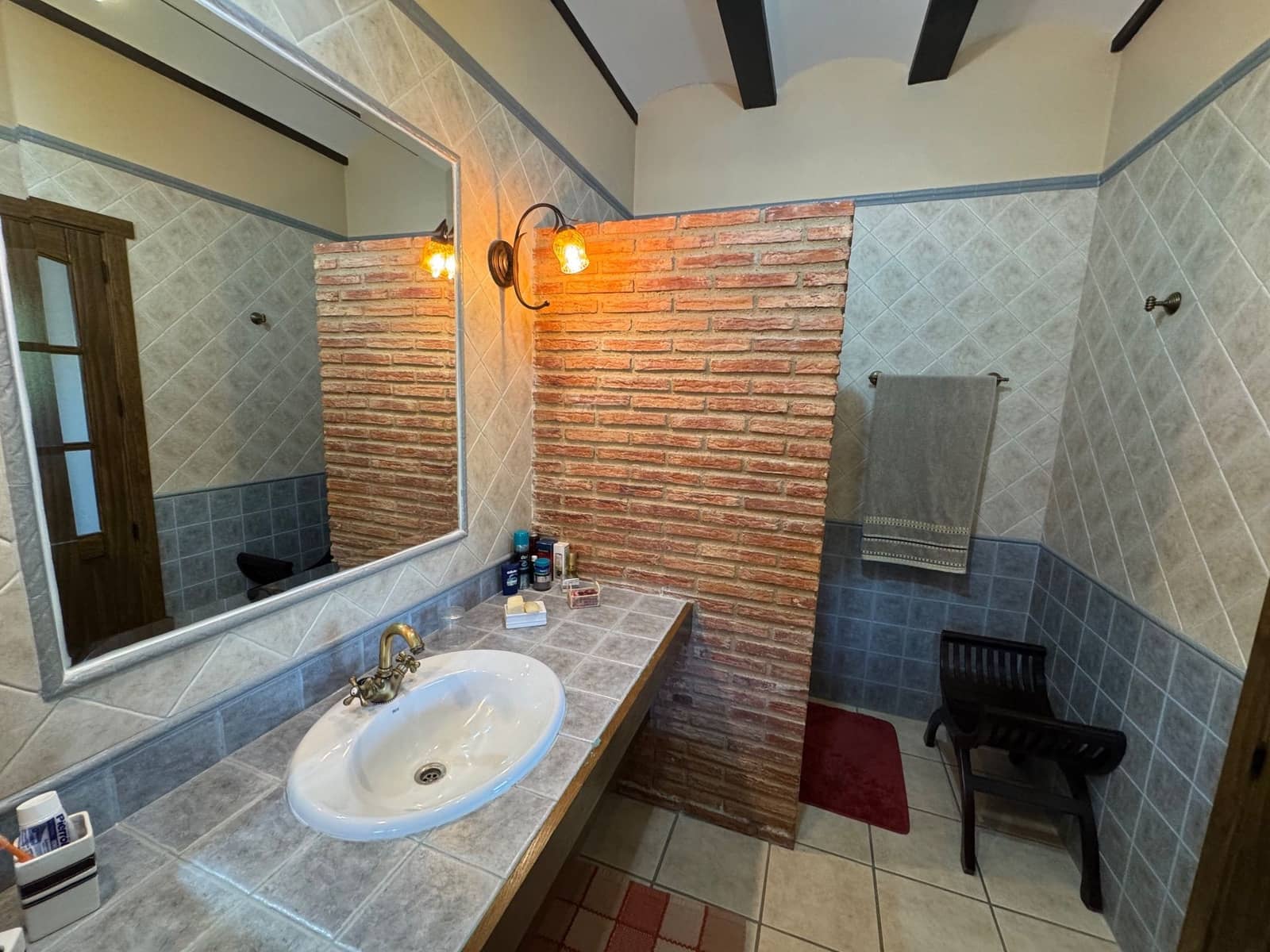 6 slaapkamer Villa te koop in San Vicente de Alcantara met garage - € 650.000 (Ref: 9303059)