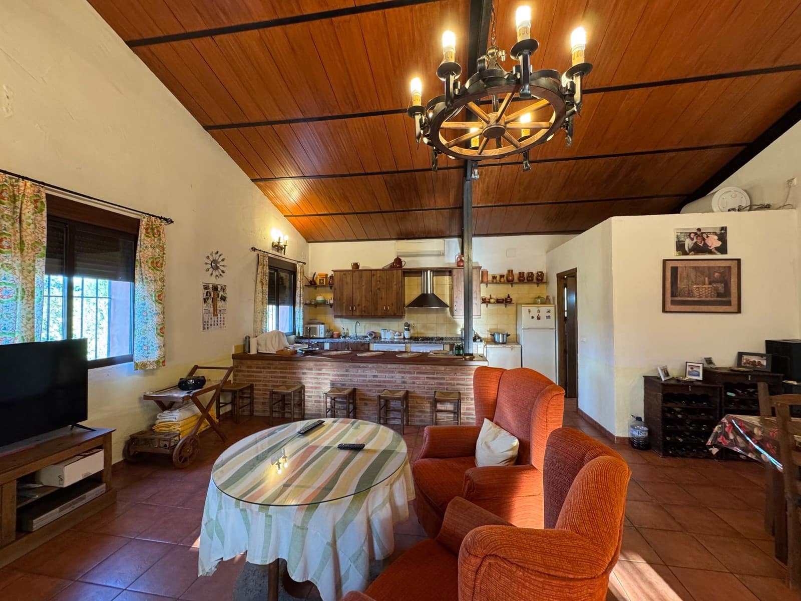 6 slaapkamer Villa te koop in San Vicente de Alcantara met garage - € 650.000 (Ref: 9303059)