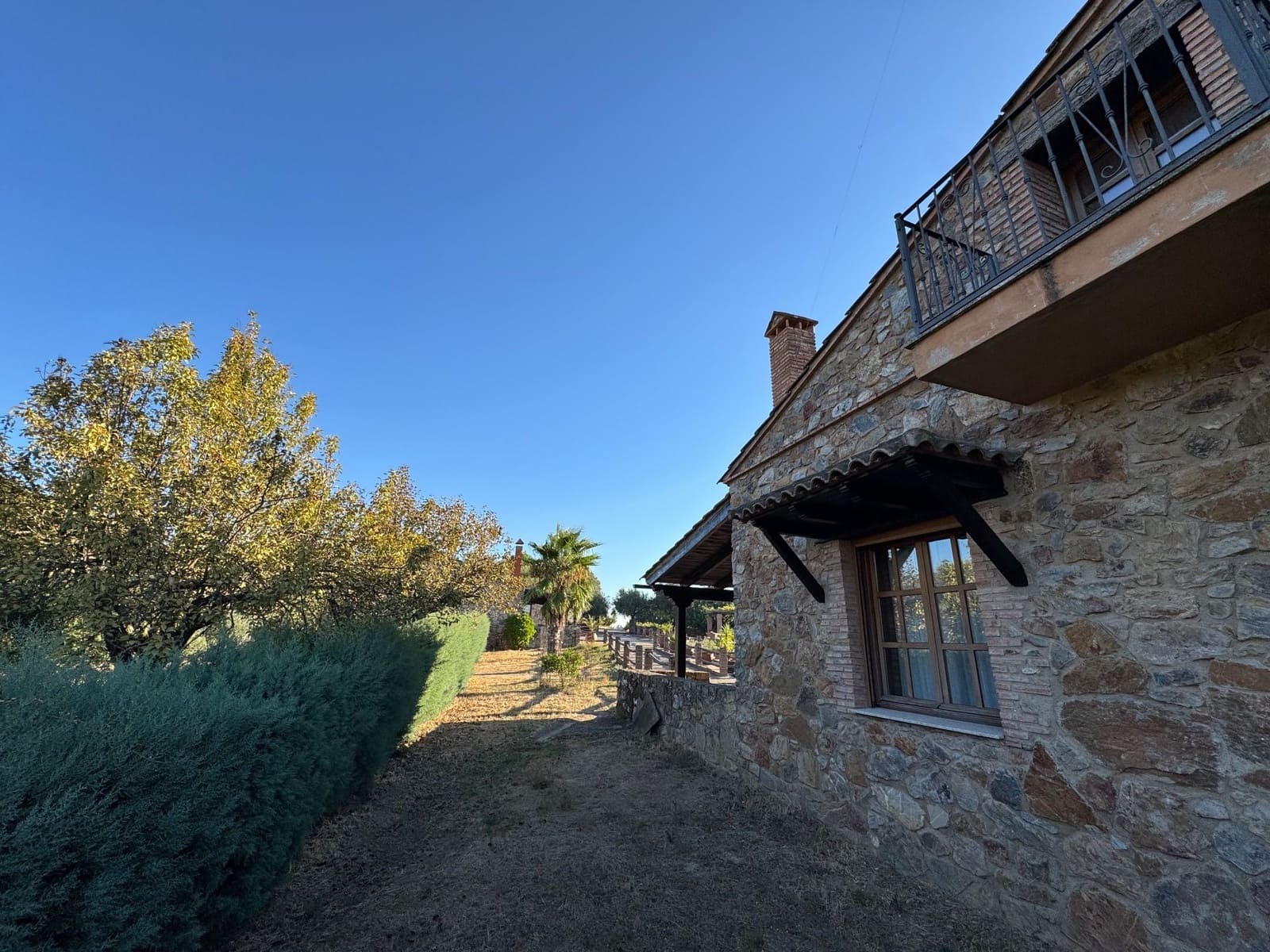 6 slaapkamer Villa te koop in San Vicente de Alcantara met garage - € 650.000 (Ref: 9303059)