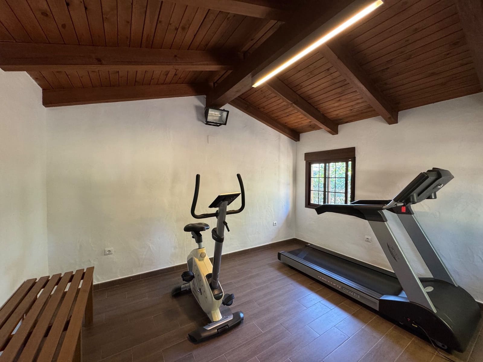 6 slaapkamer Villa te koop in San Vicente de Alcantara met garage - € 650.000 (Ref: 9303059)