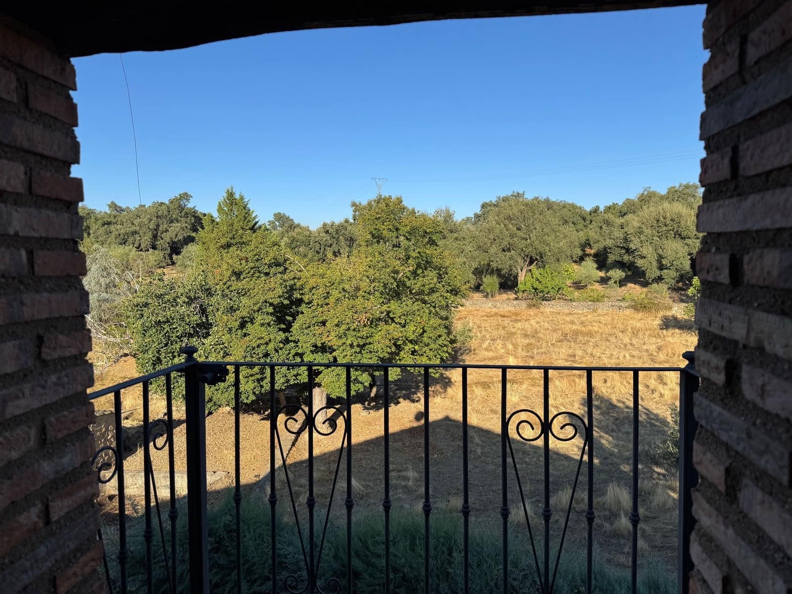 6 slaapkamer Villa te koop in San Vicente de Alcantara met garage - € 650.000 (Ref: 9303059)