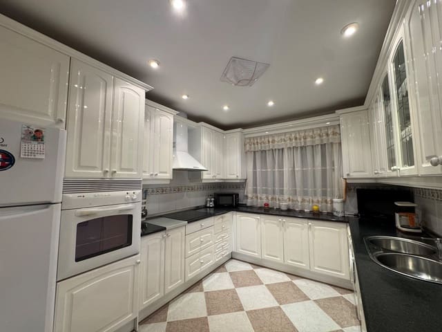 3 slaapkamer Flat te koop in San Vicente de Alcántara met garage - € 100.000 (Ref: 9340681)