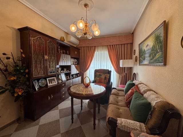 3 slaapkamer Flat te koop in San Vicente de Alcántara met garage - € 100.000 (Ref: 9340681)