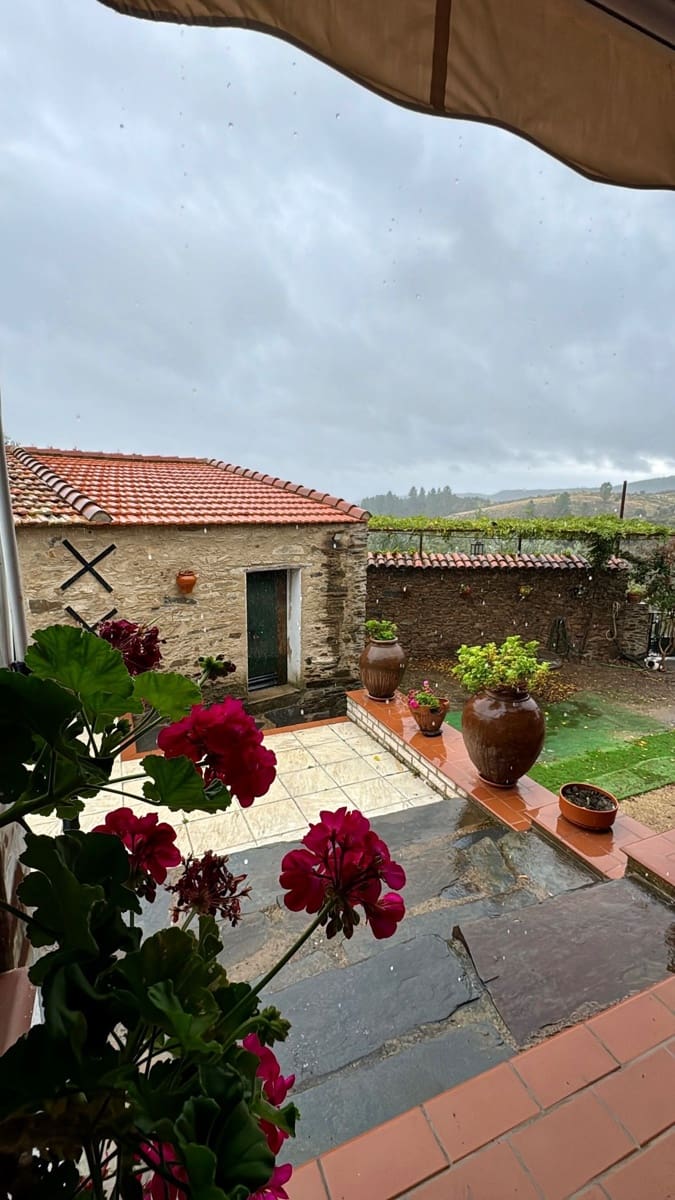 4 soverom Finca/Herregård til salgs i Valencia de Alcantara - € 160 000 (Ref: 9358863)