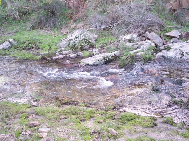 Finca/Country House for sale in San Vicente de Alcántara - € 45,000 (Ref: 9418997)